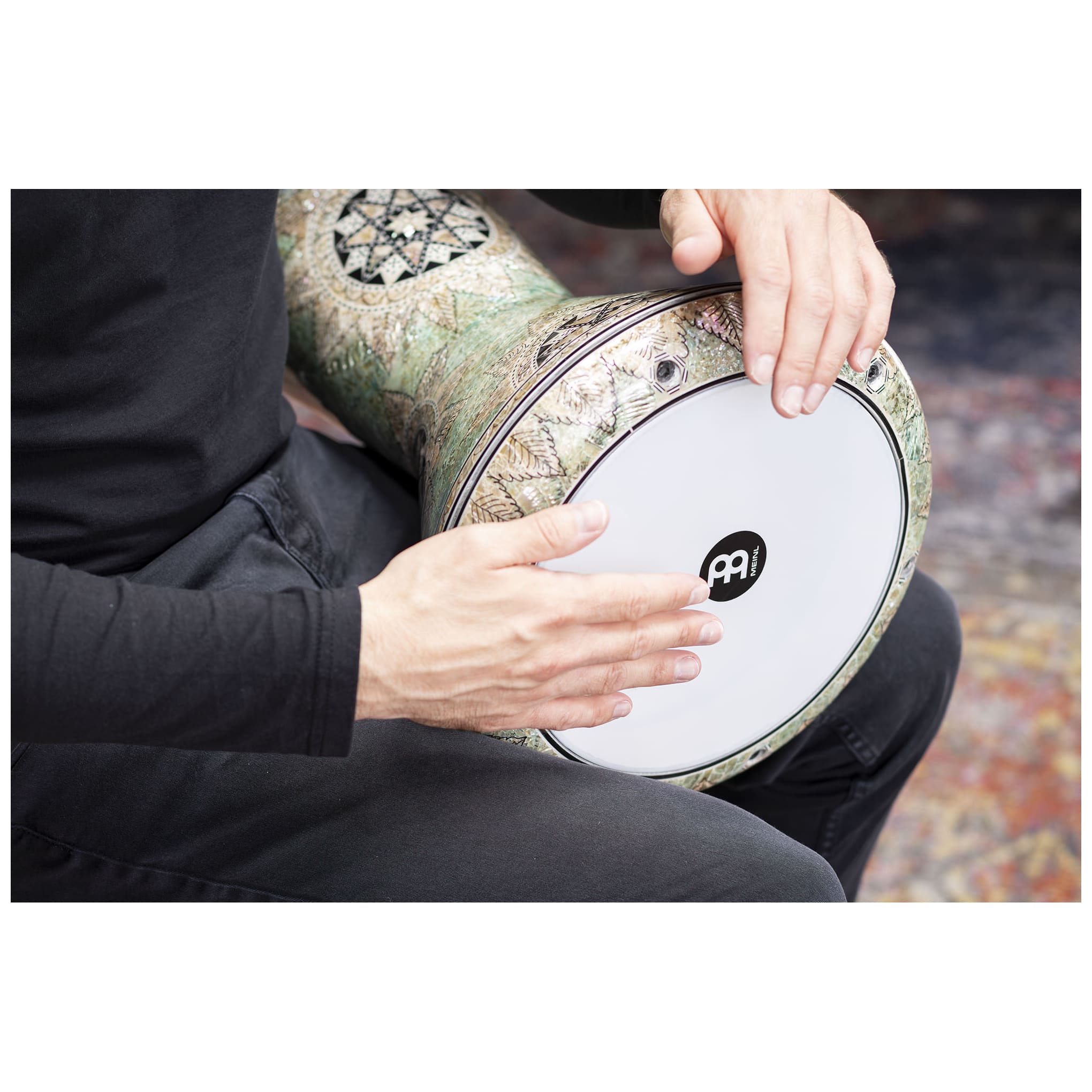 Meinl Percussion AEED4 - Doumbek 9", White Pearl, Mosaik Queen 8