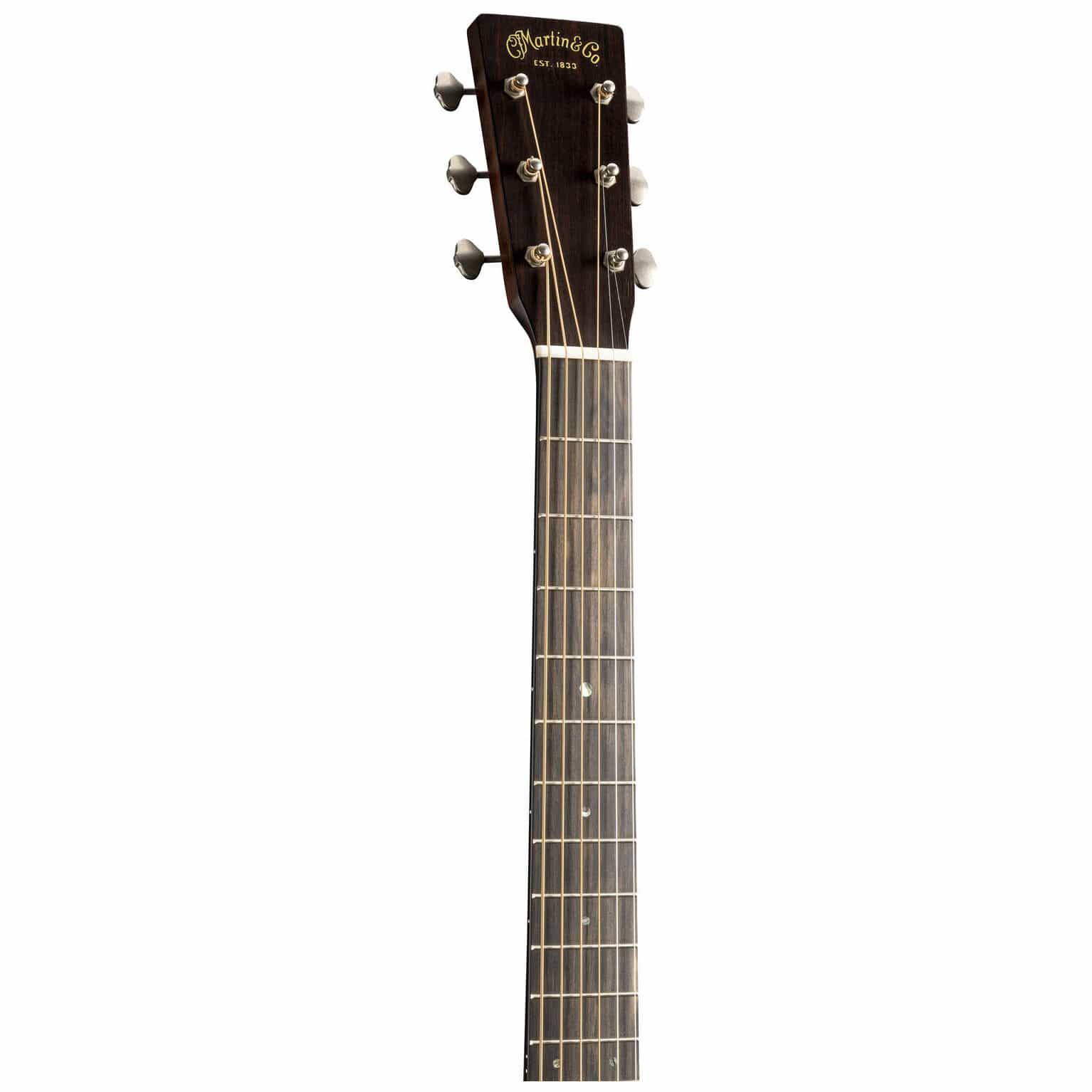 Martin D-18 Street Legend 2