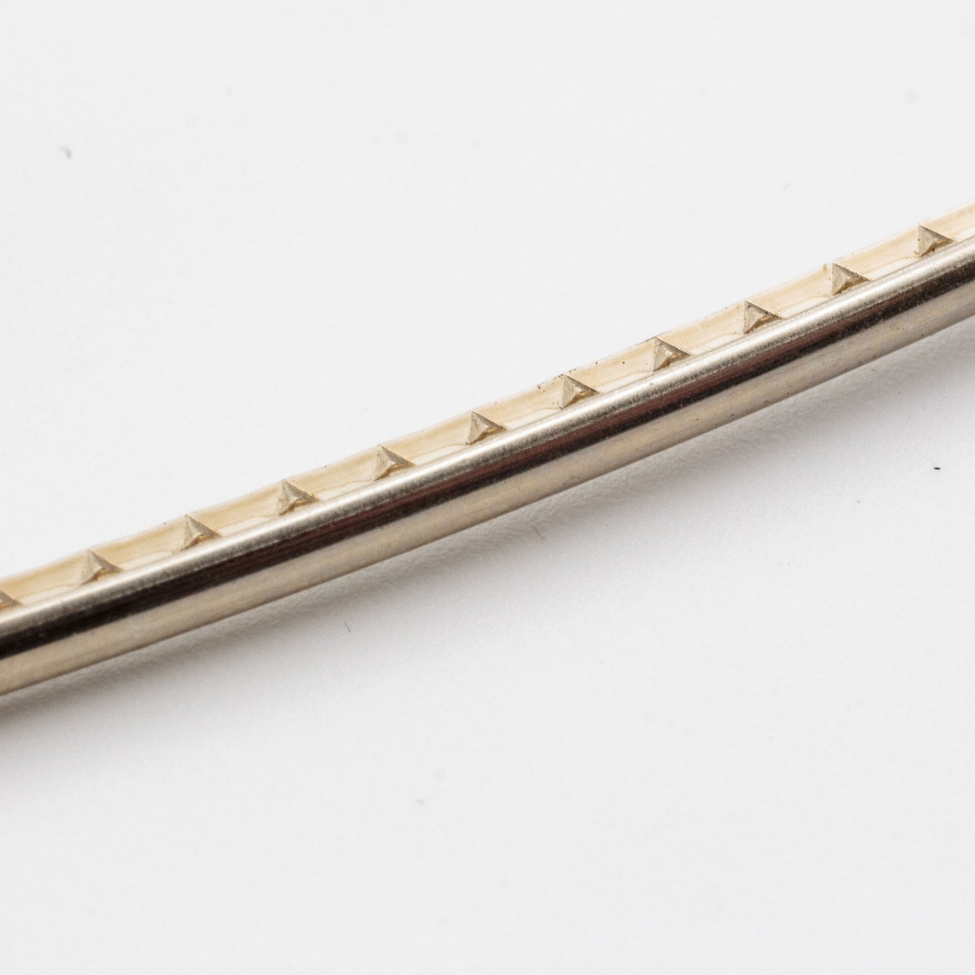 Music Man Fret Wire Bass (22/set) 1