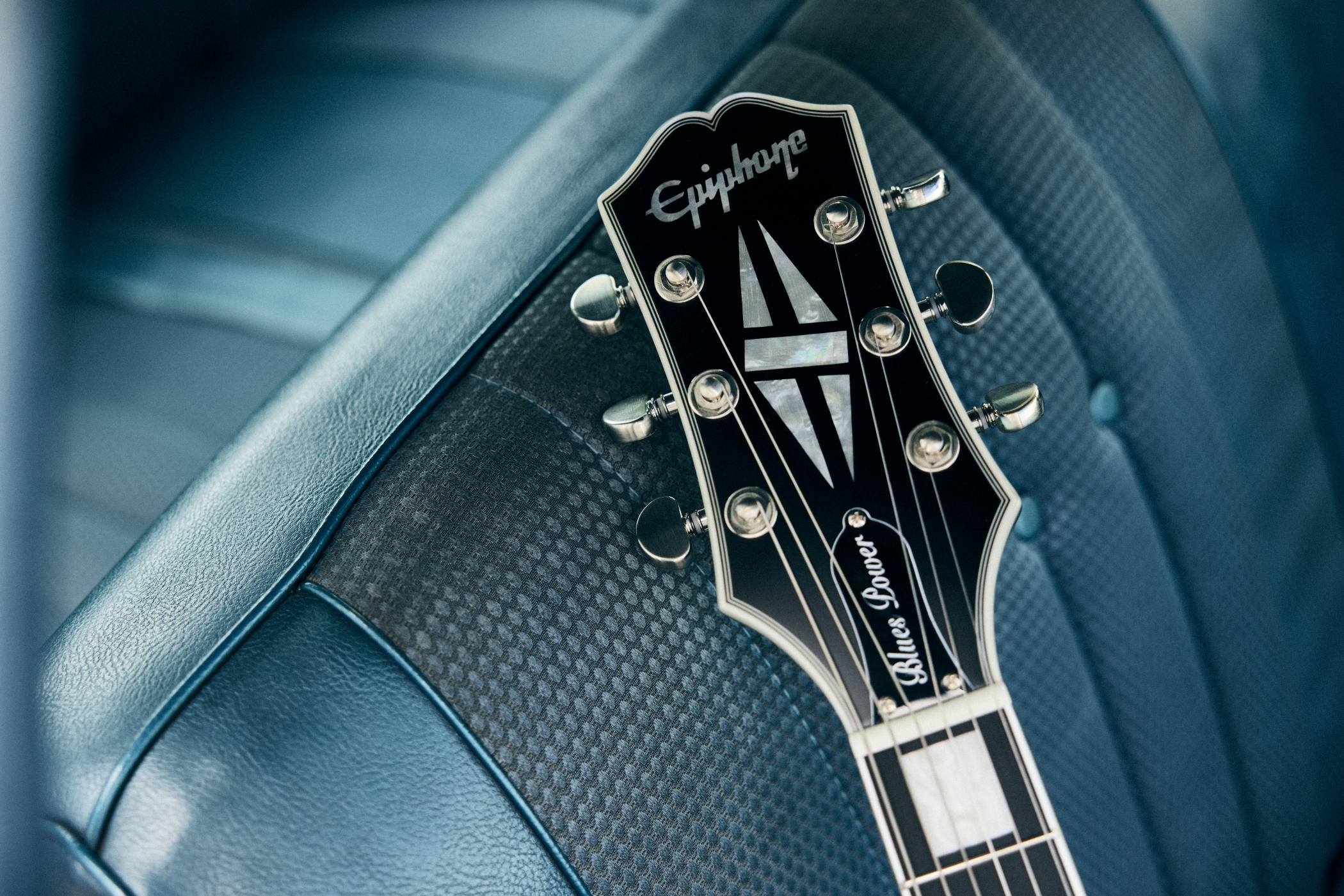 Image of Guitar  jjn epiphone blues power 18