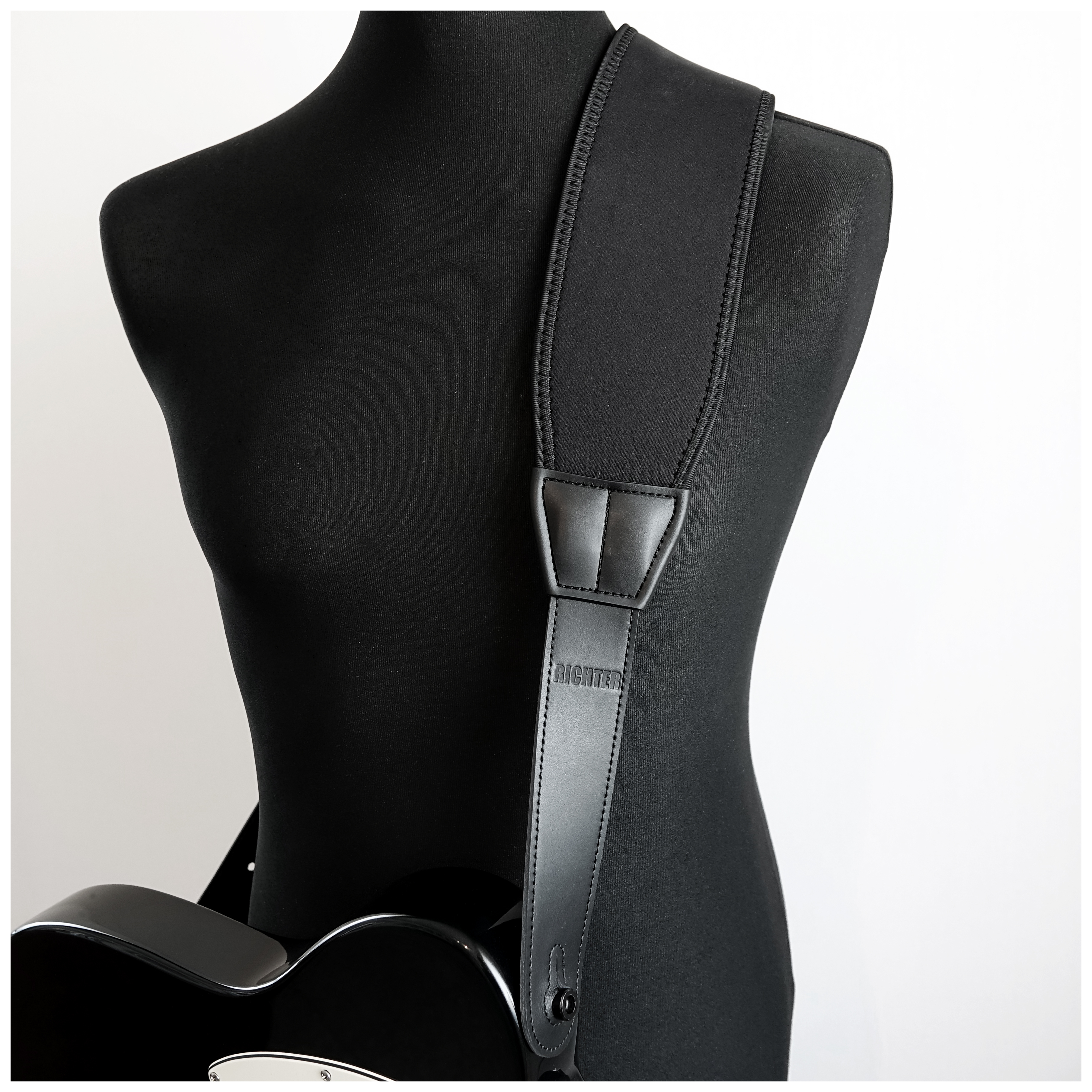 Richter Ultra Comfort Ergo Strap Black Guitar Strap 4