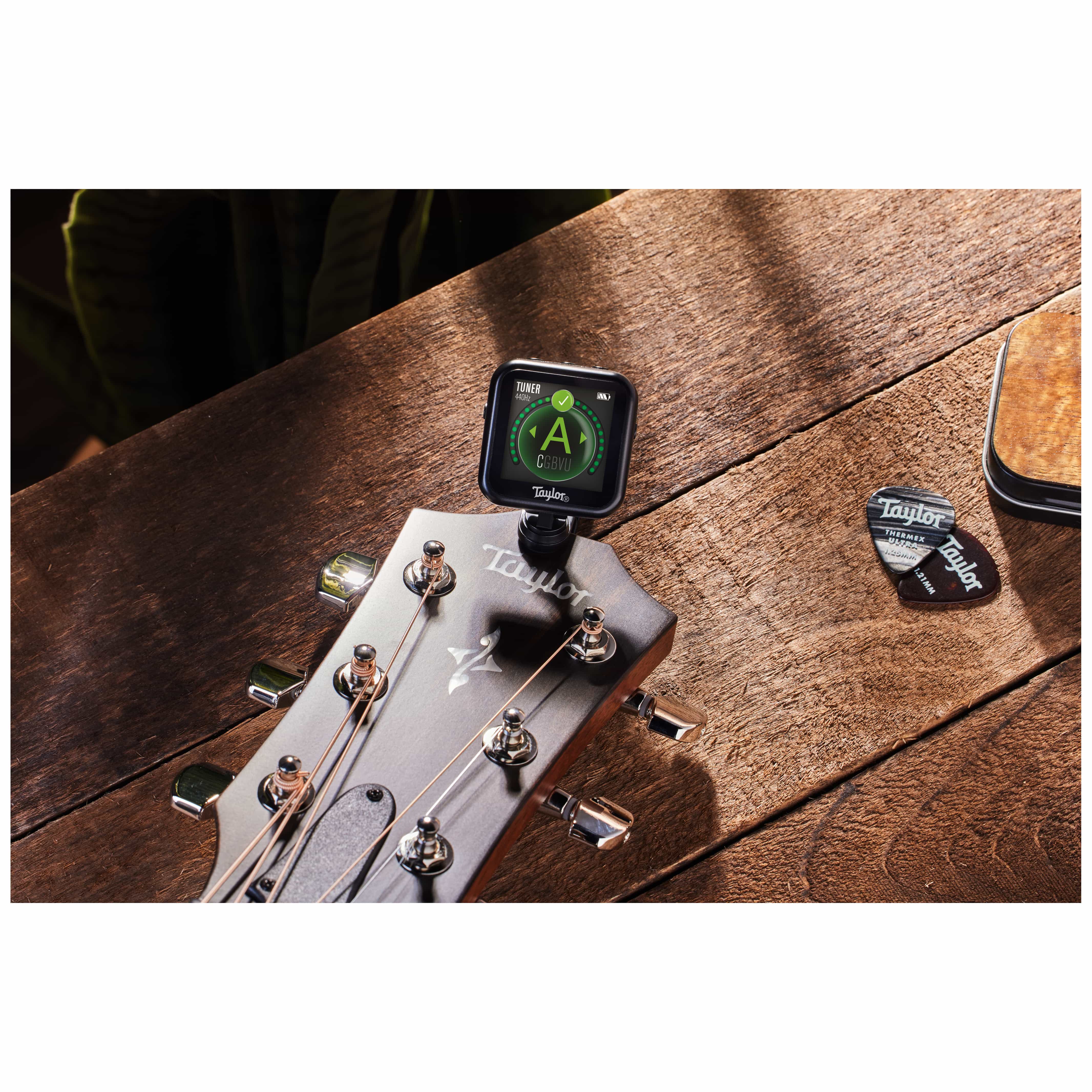 Taylor Beacon Clip-On Tuner 3