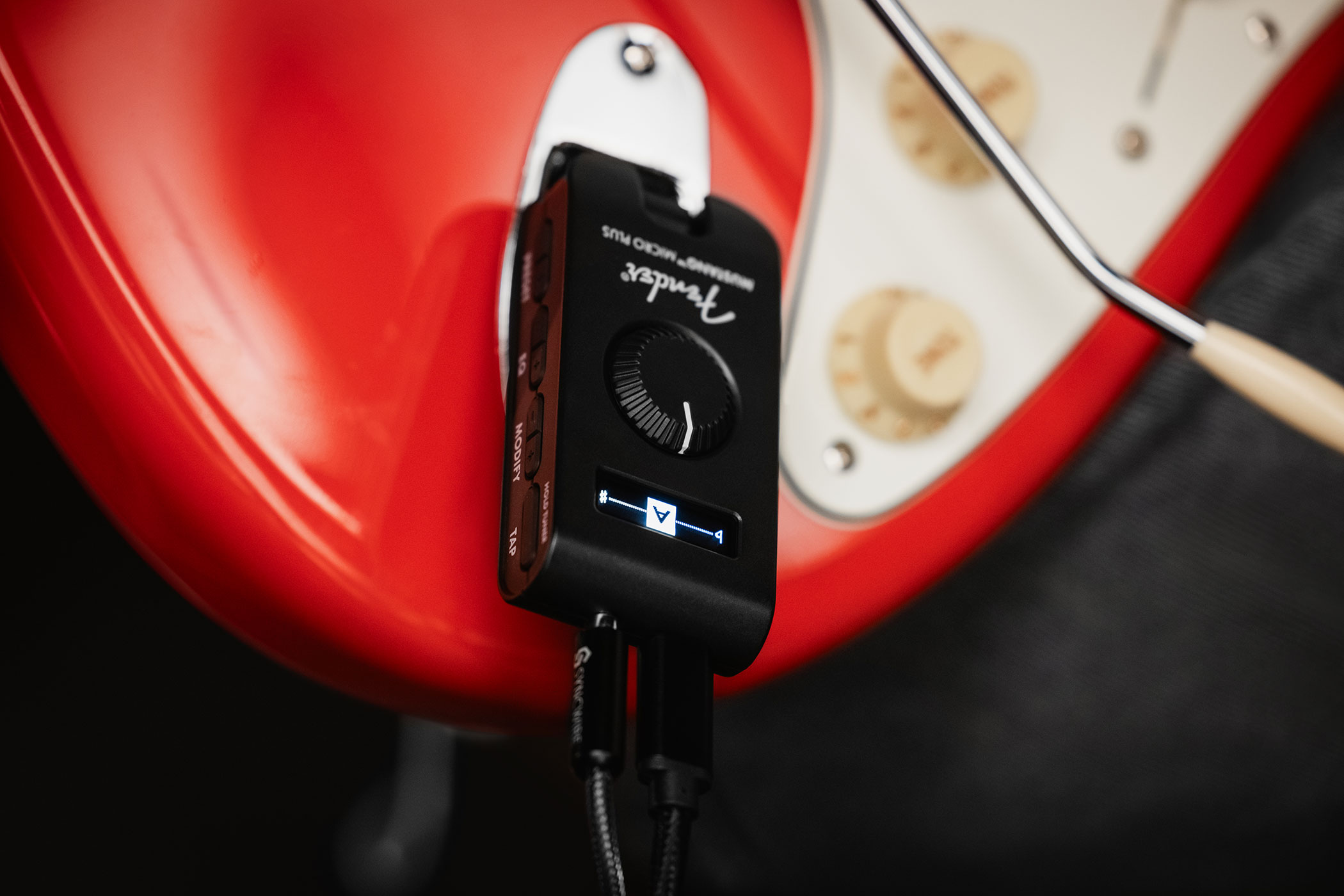 fender mustang micro plus demo 12 2100x1400