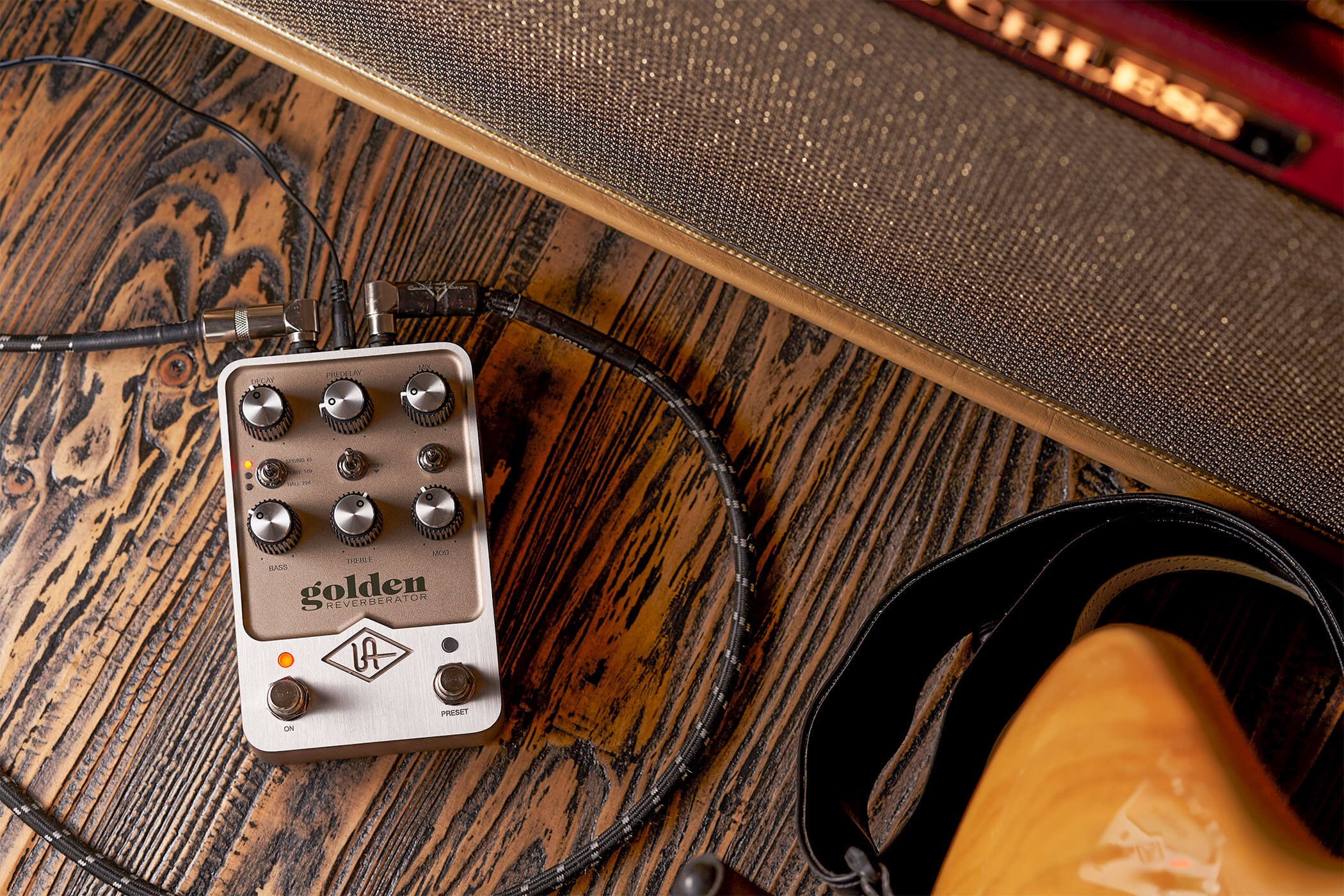 Image of Uafx pedals 5  golden 2100x1400