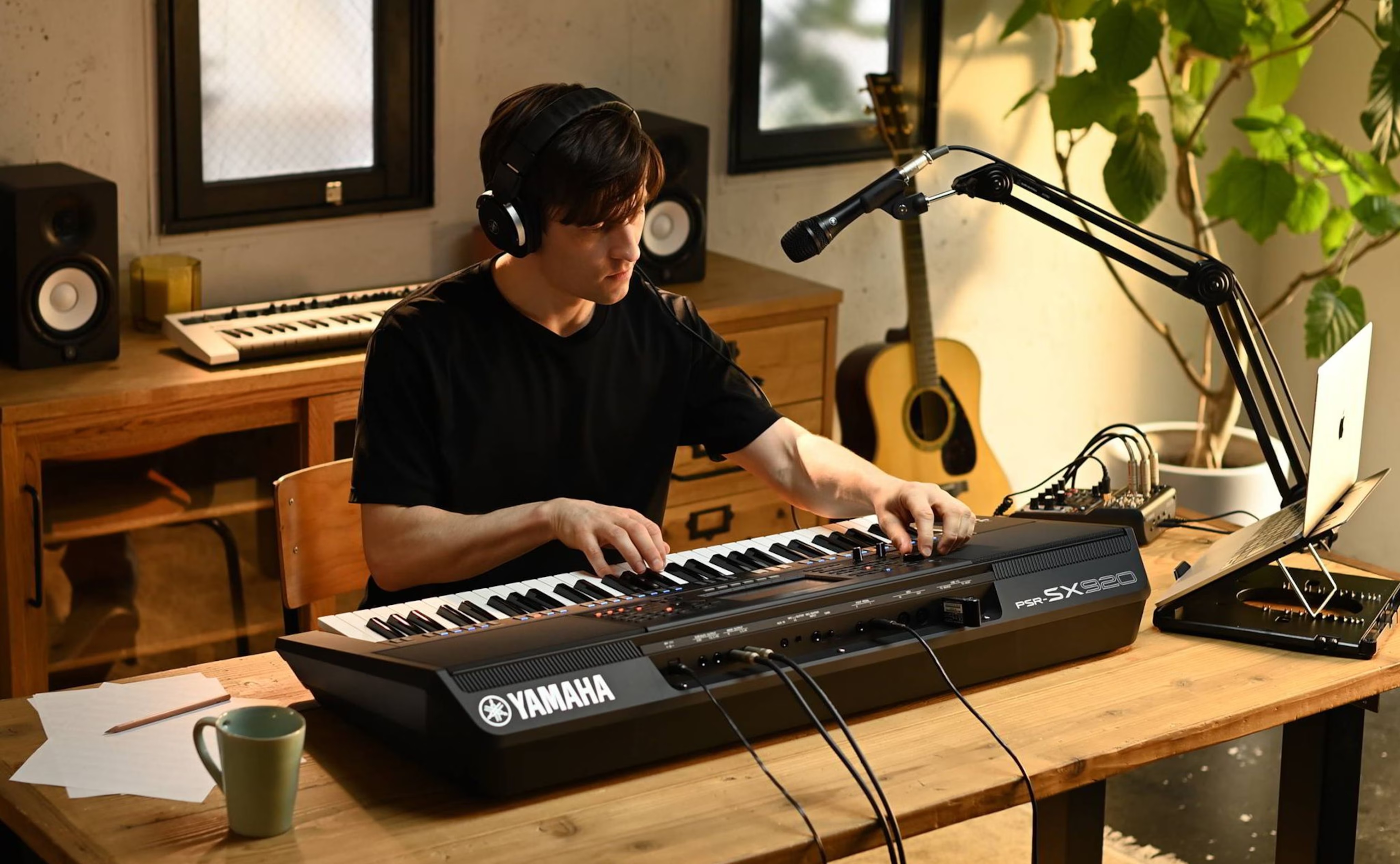 Image of Yamaha psr sx920 illu 01