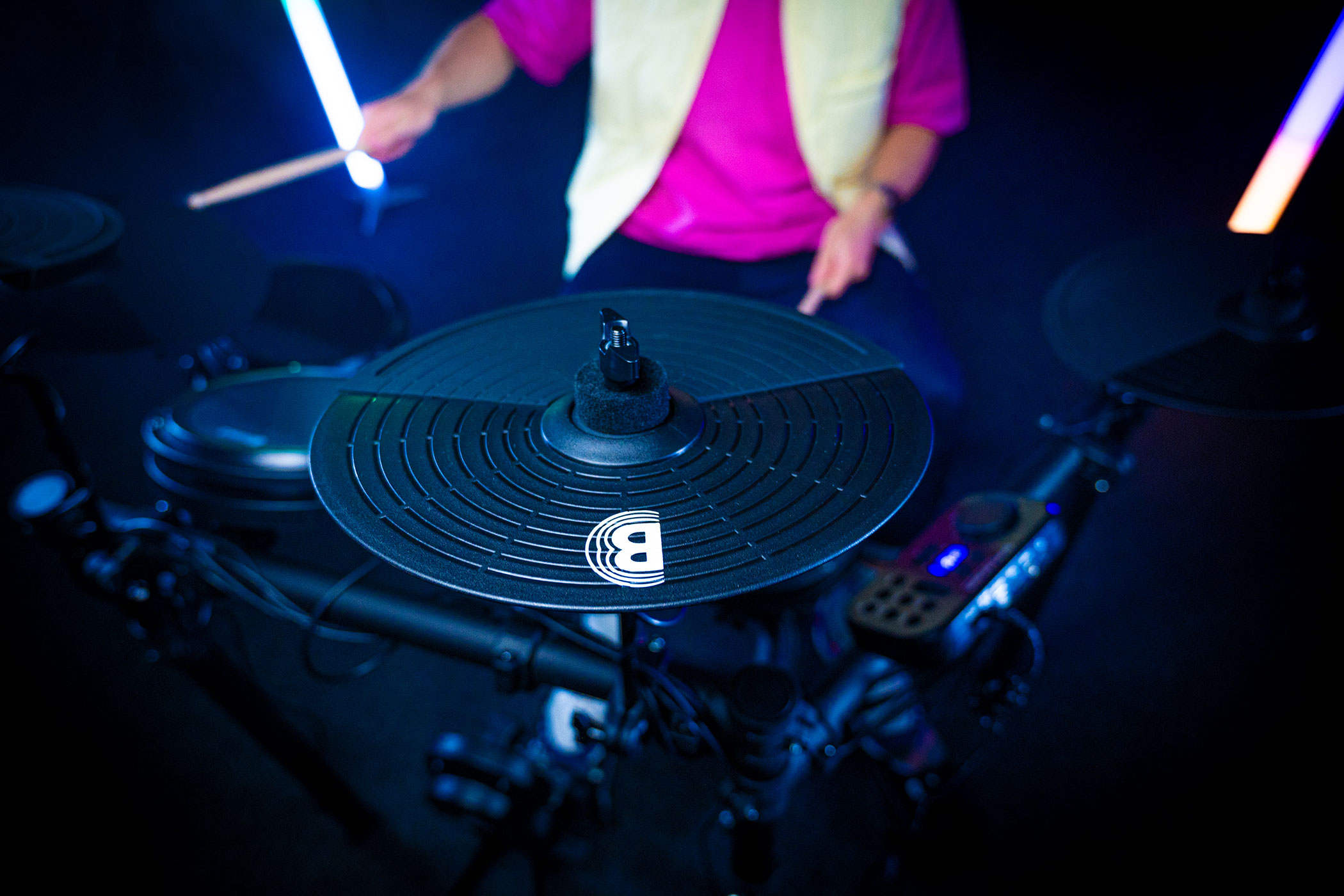 Image of Bounce beat master lightshow 4470 2100x1400