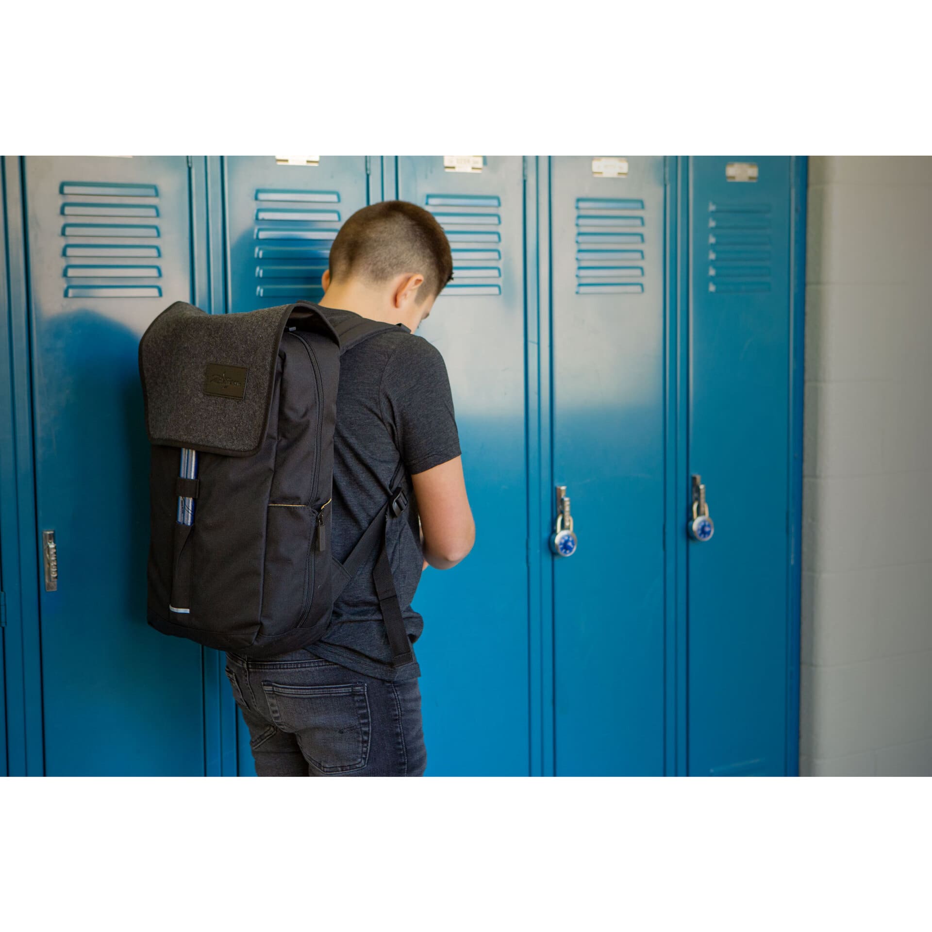 Zildjian T9001 Grey Flap Laptop Backpack 6