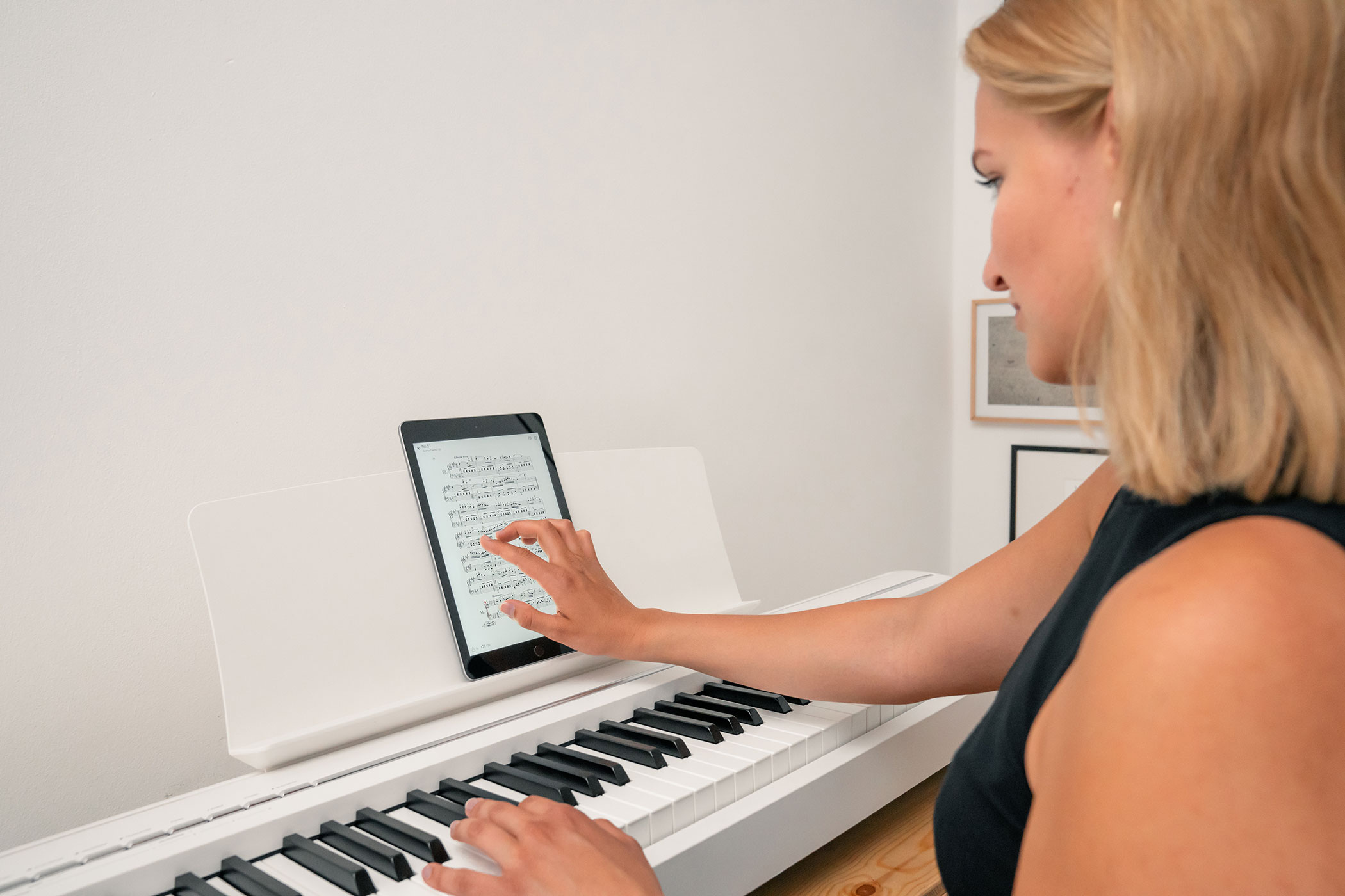 Image of Kawai es120 at home 31 2100x1400