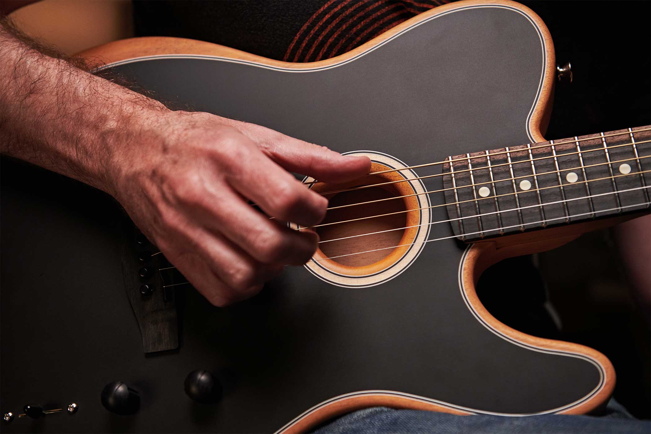 Image of Fender acoustasonic gc lifestyle 04