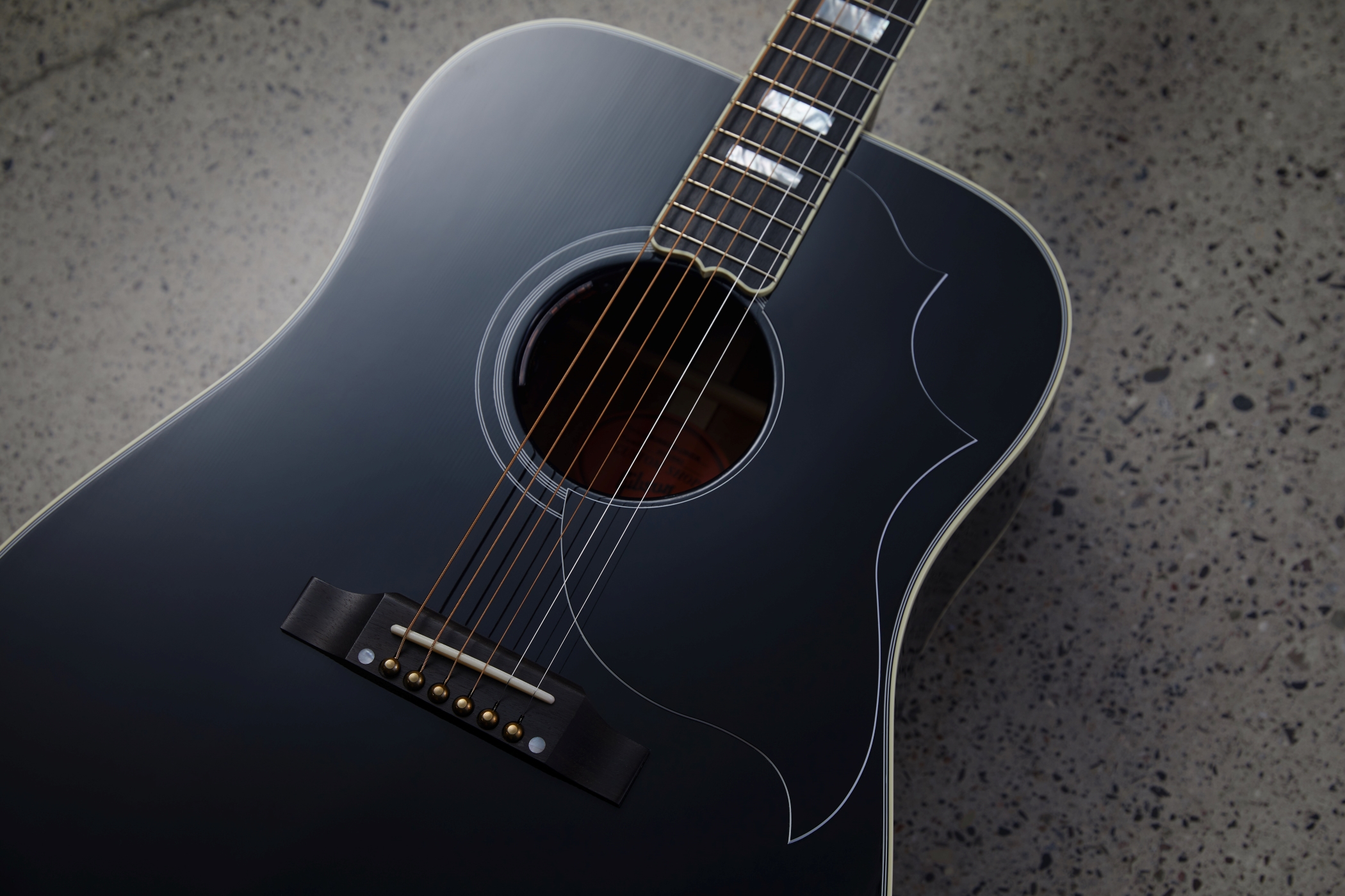Image of Gibson hummingbird custom 8