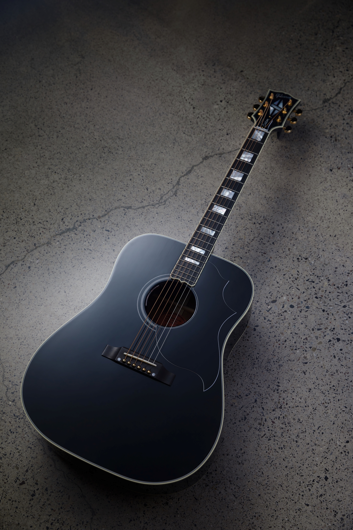 Image of Gibson hummingbird custom 2