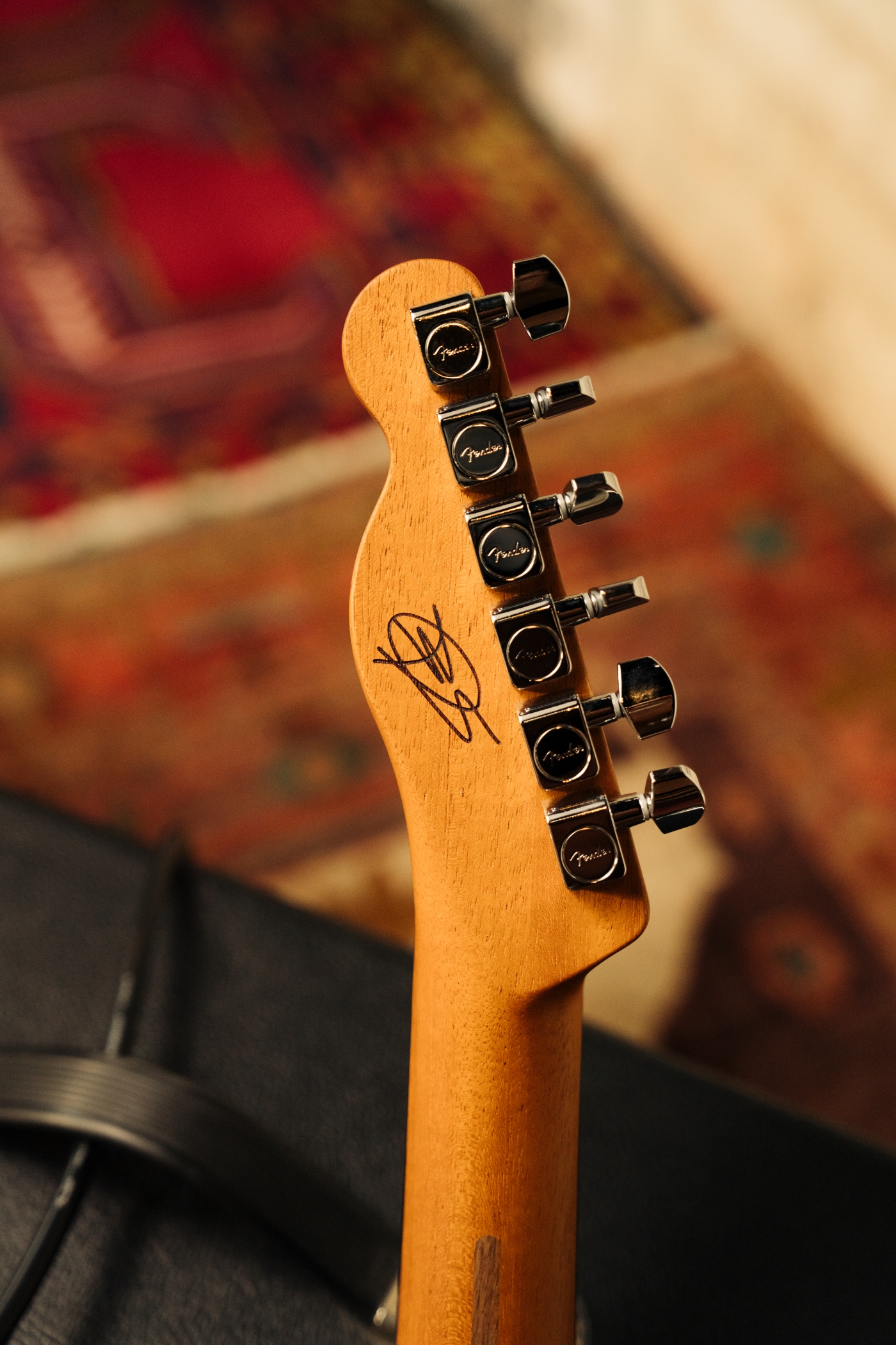Image of Fender finneas acosutasonic 1 ensenada 0217
