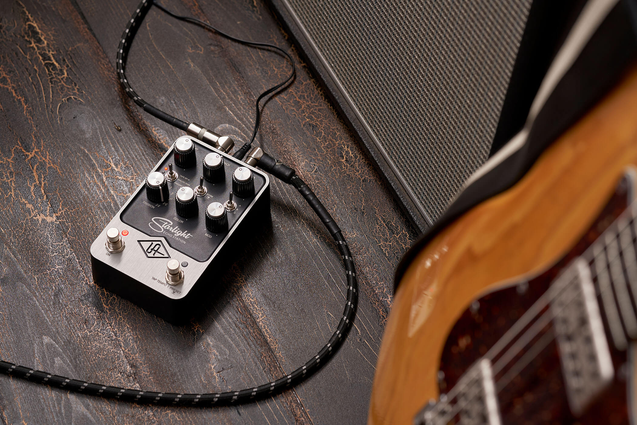 Image of Uafx pedals 2  starlight 2100x1400
