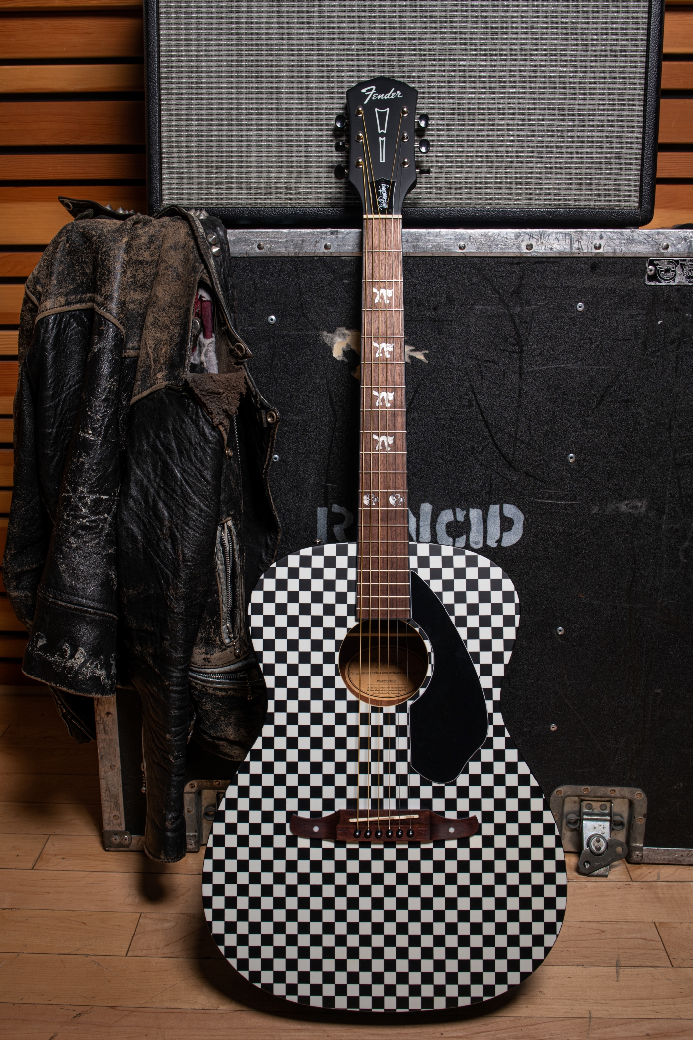 Image of Fender timarmstrong hellcat acoustic lifestyle 187