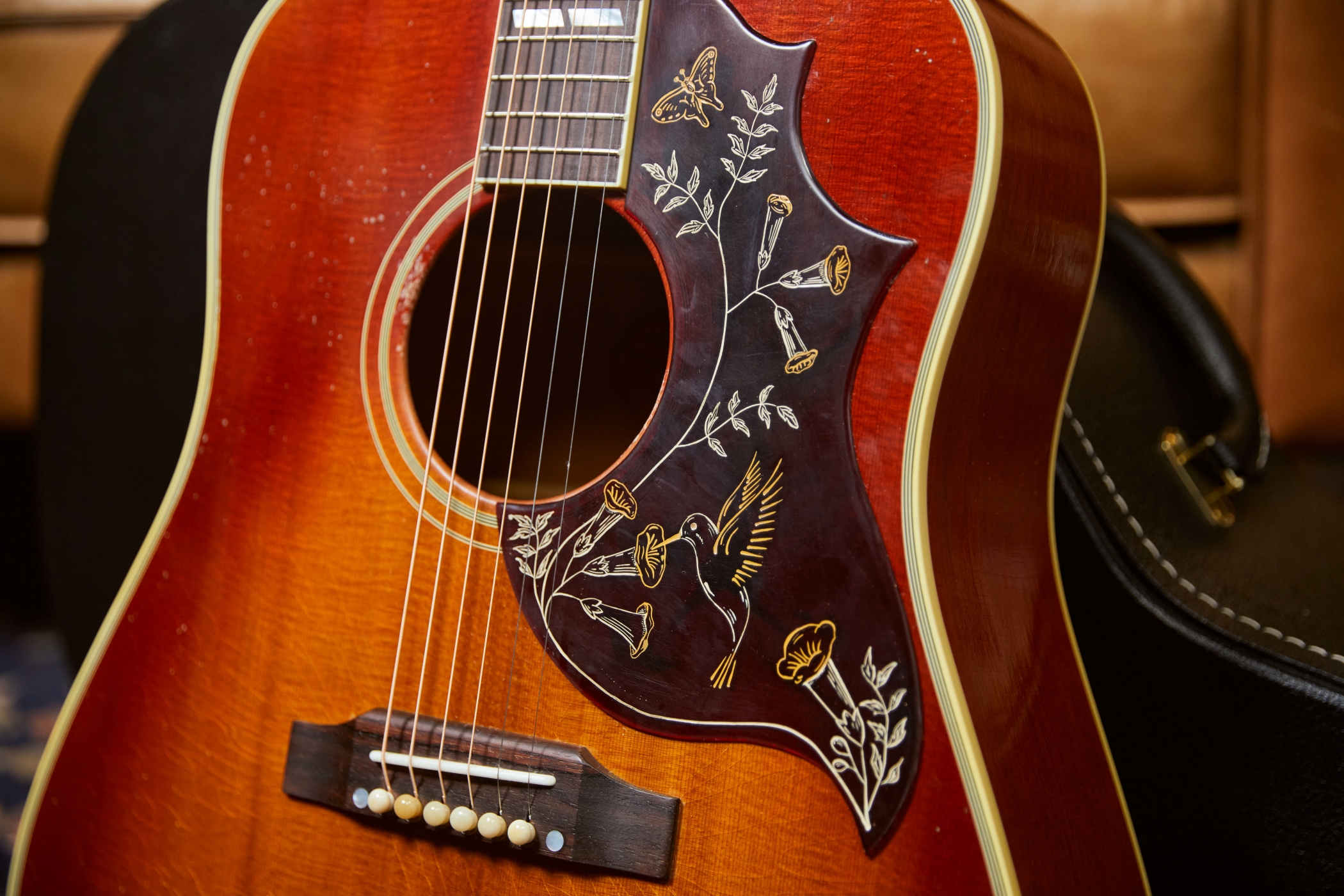 Image of 1960 hummingbird light aged  murphy lab 3
