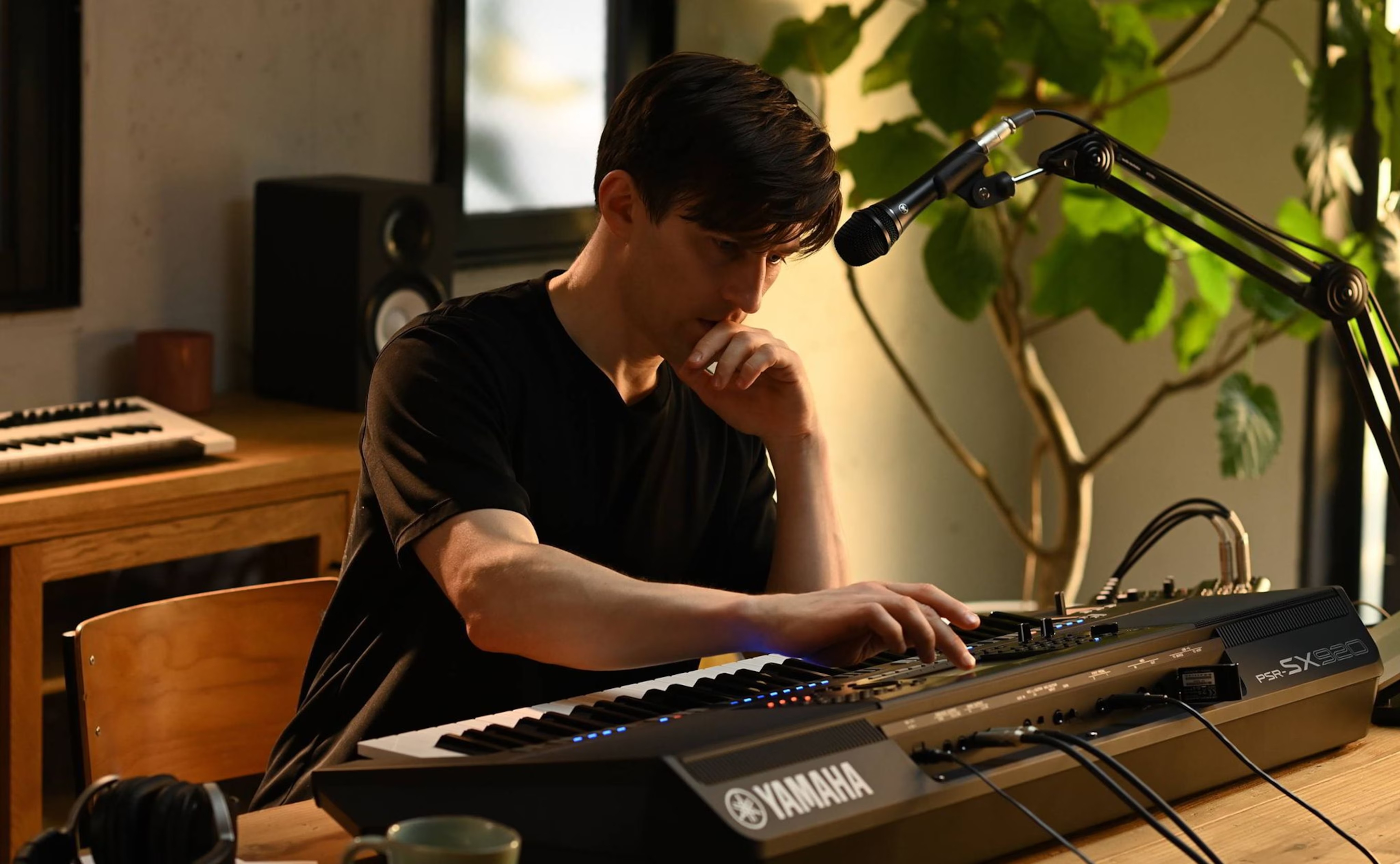 Image of Yamaha psr sx920 illu 02