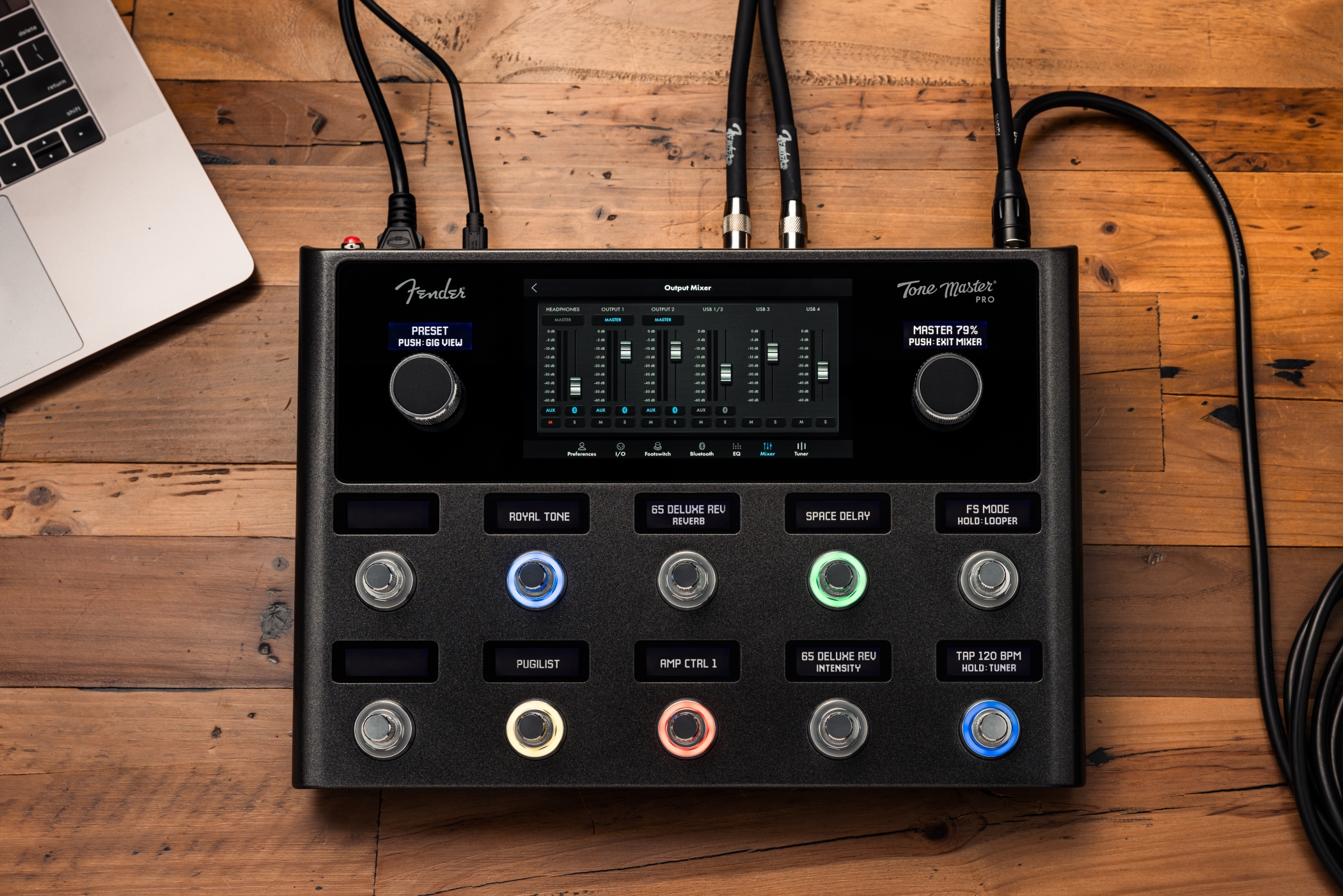 Image of Fender tonemasterpro lifestyle 39